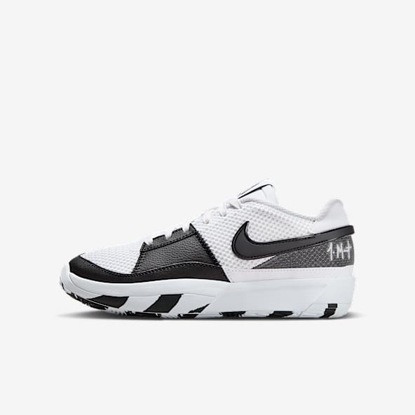 Nike youth basketball shoes clearance hot sale